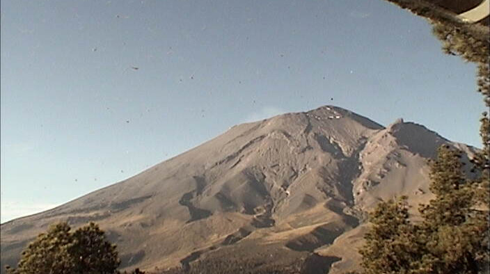 Cenapred registra 315 minutos de tremor en el  Popocatépetl