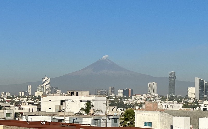 Mejora calidad del aire en Puebla por baja actividad del Popo: Céspedes