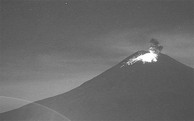 Popocatépetl registra 134 exhalaciones y una explosión en 24 horas