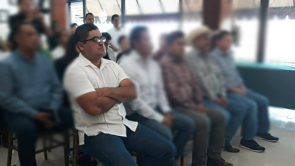 Tras dar positivo a Covid, edil de Pantepec se va a la CDMX para ser atendido