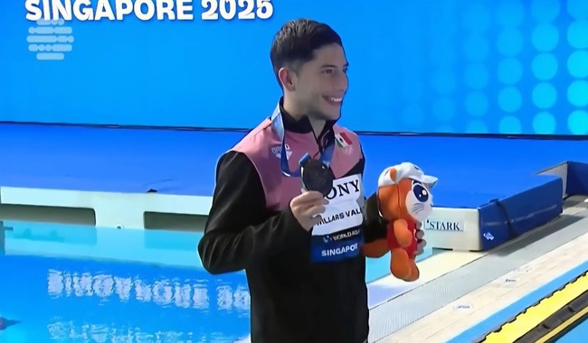 Randal Willars cierra con bronce en los clavados