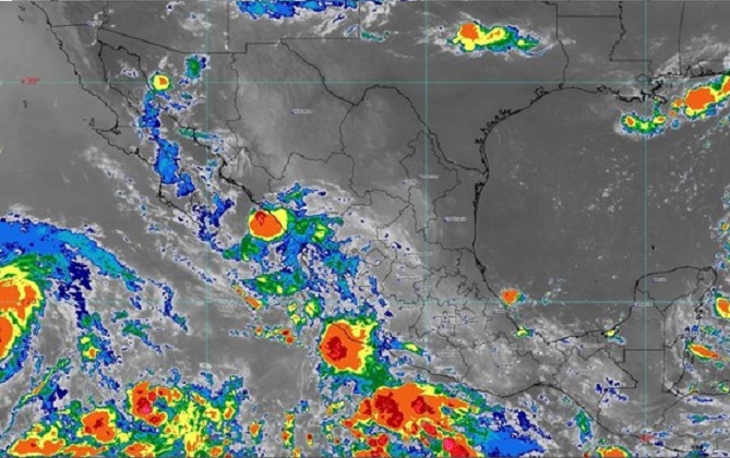 Un sábado con fuertes lluvias es el pronóstico para Puebla