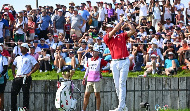 Carlos Ortiz se mantiene en el top 20 del golf en París 2024