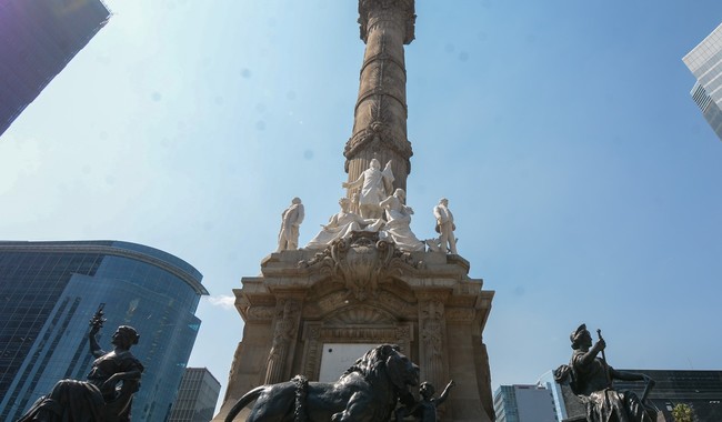 Concluyen trabajos de restauración en la columna de la Independencia