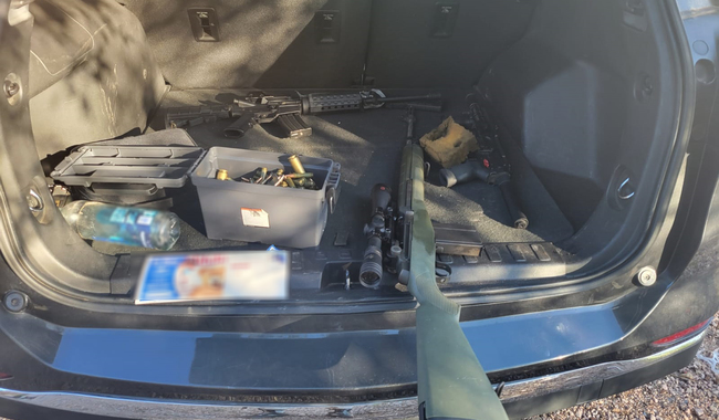 En Sonora asegura vehículo con fusiles de asalto, cargadores y 570 cartuchos útiles