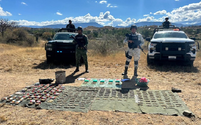 Tras huida, sujetos abandonan más de 4 mil cartuchos en Oaxaca