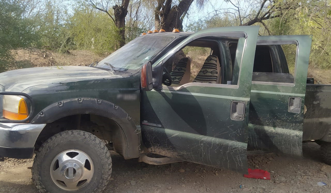En Sonora aseguran camionetas con fusiles de asalto, cargadores y cartuchos