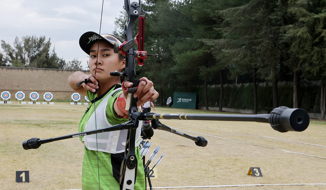 Busco mi lugar a París 2024 y mi crecimiento como atleta: Ángela Ruiz