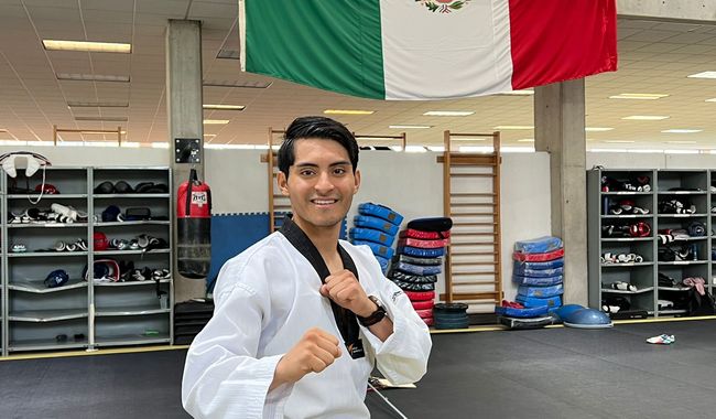 Campeón William Arroyo viaja al Mundial de Taekwondo Poomsae Hong Kong