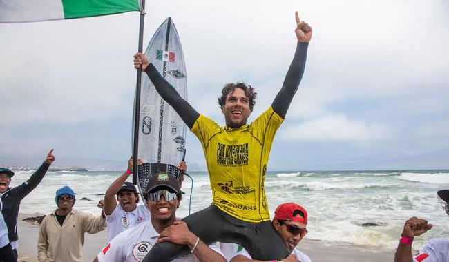 Sebastián Williams, campeón en los Juegos Panamericanos de Surf en Perú