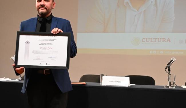 Quirón, de Christian Peña, gana el Premio Xavier Villaurrutia