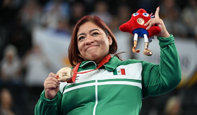 Extiende legado Amalia Pérez con bronce en para powerlifting