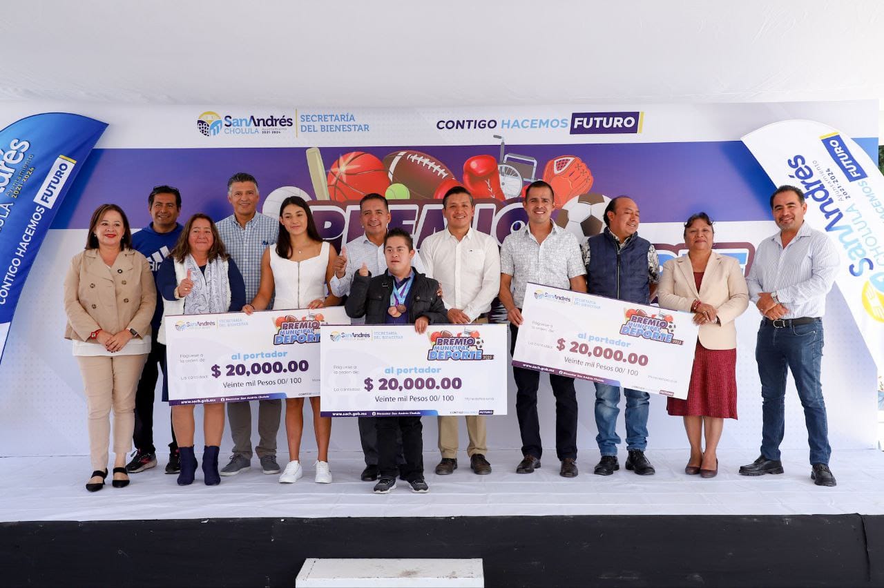 Entrega Mundo Tlatehui Premio Municipal del Deporte a atletas destacados