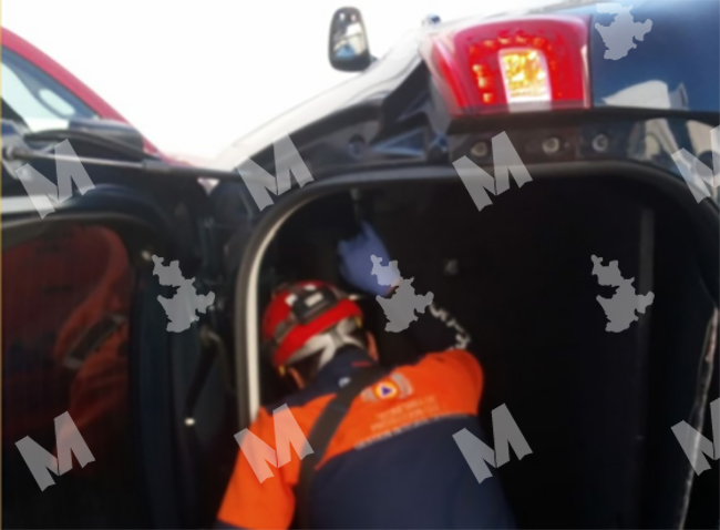 VIDEO Joven ebrio choca y queda prensado en la colonia Volcanes en Puebla