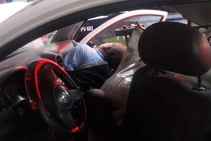 Se estrella a toda velocidad y muere prensado en la México - Puebla