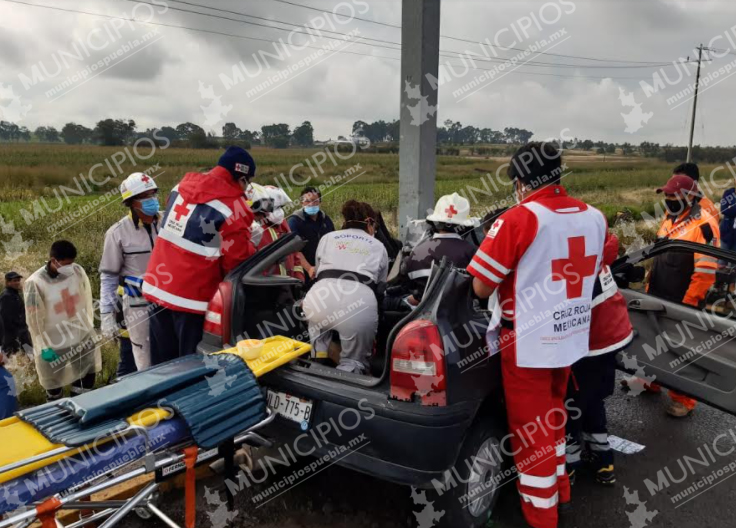 Hombre queda prensado sobre bulevar Aeropuerto en Huejotzingo