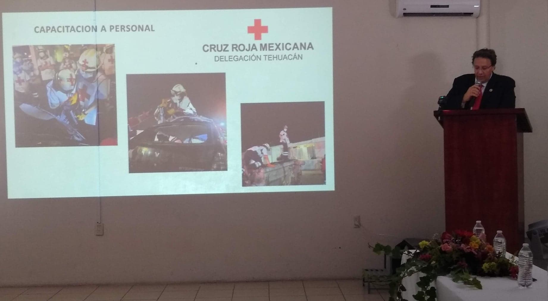 Urgente adquirir dos ambulancias para Cruz Roja delegación Tehuacán 