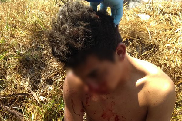 Salvan de linchamiento a presunto ladrón en Texmelucan