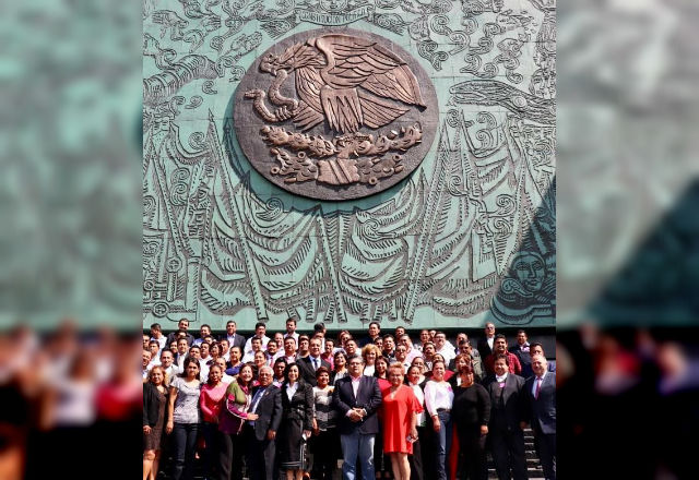 Se reúne el PRI Puebla con legisladores federales del partido