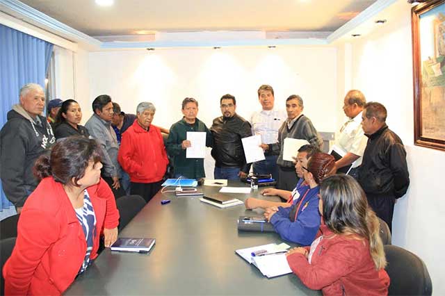 Cabildo de Xoxtla se compromete a no privatizar servicio de agua