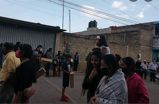 En Tonantzintla realizan la Procesión de Ánimas