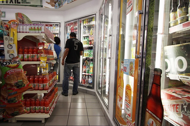 Arranca prohibición de alcohol aún sin portal de denuncia ciudadana