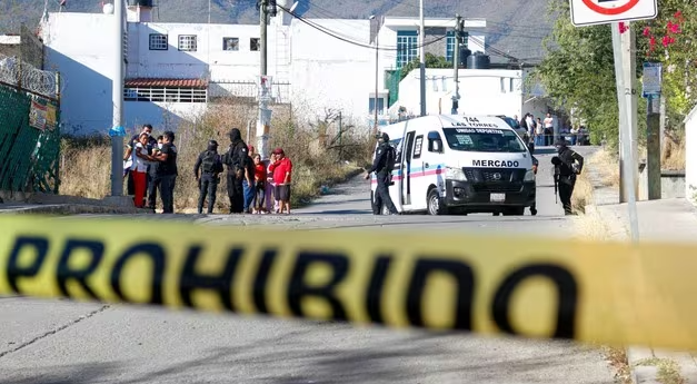 Derrapa motociclista y muere en el Periférico Ecológico