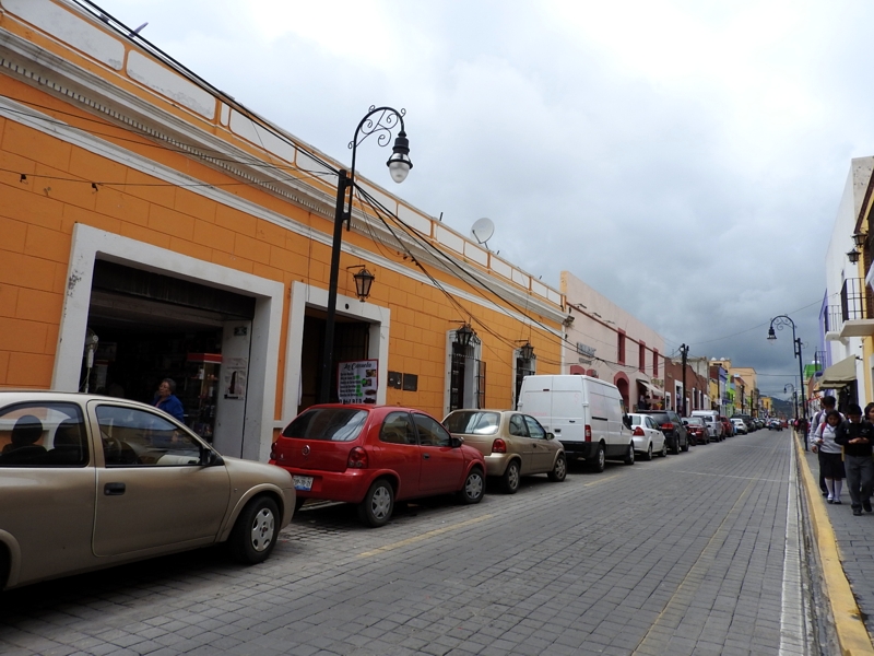 Sin permiso municipal, regidor interviene casona en San Pedro