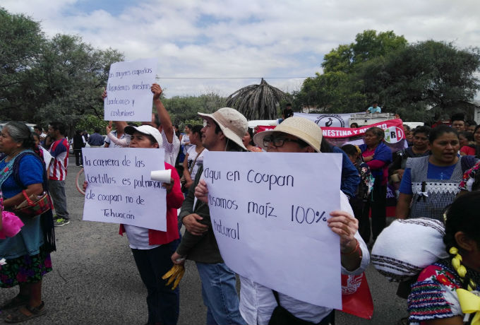 VIDEO: Manifestación ensombrece Carrera de la Tortilla