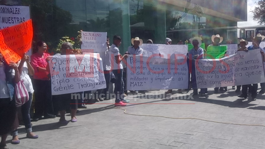 VIDEO Protestan en Casa de Justicia por caso Zoquitlán