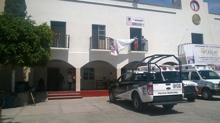 Liberación de asaltantes desata protesta en Chilac
