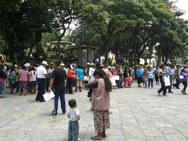 Protesta Antorcha en Atlixco y exige nuevas elecciones de auxiliares