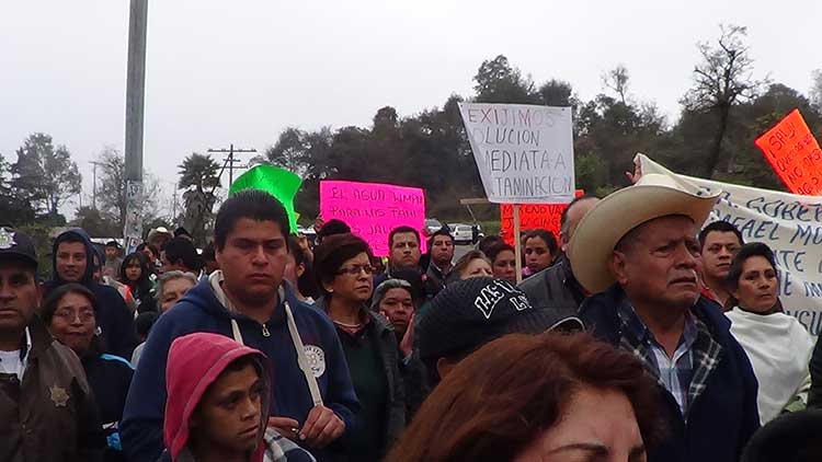 Protestan veracruzanos en franja limítrofe con Puebla; hay un detenido