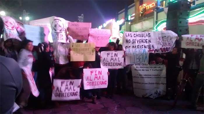 Protestan en grito por Parque de las 7 Culturas; Paisano los ignora