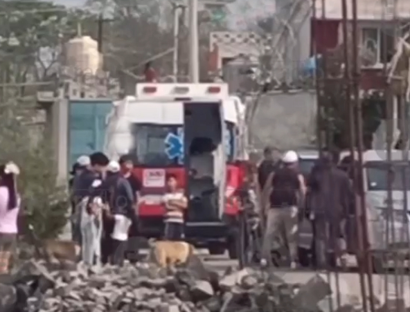 Joven recibe golpe con pelota de béisbol y lo mandan al hospital en El Seco