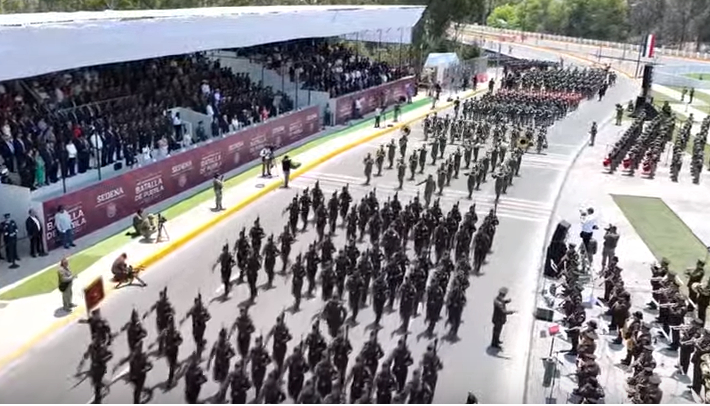 EN VIVO Inicia el desfile del 162 aniversario de la Batalla de Puebla