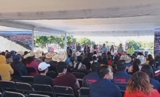 Rivera entrega 2 mil apoyos de diferentes programas de la Secretaría de Bienestar