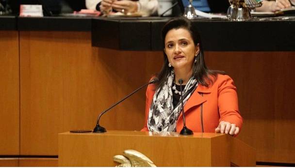 La ministra, Israel Cavazos y la sociedad civil en las marchas del INE y de la 4T