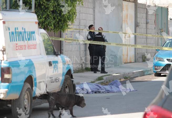 Por alcoholismo fallece hombre frente a su casa en la colonia Constitución Mexicana