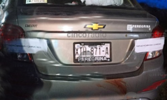 Localizan a tres ejecutados en auto en la Puebla-Tlaxcala