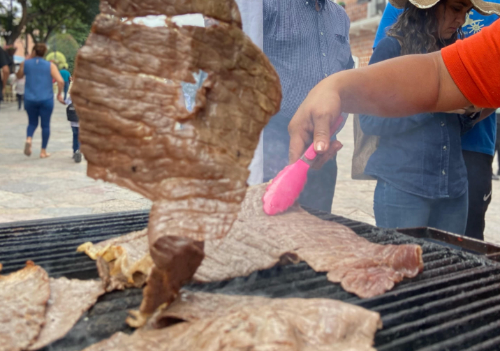 Arrancan en Atlixco preparativos para la edición 2024 de la Feria de la Cecina 