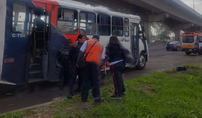 Asalto a ruta 65 deja dos baleados a la altura de Cuautlancingo