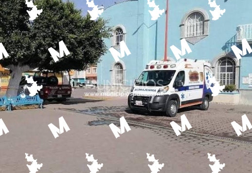 Catean picadero cerca de la alcaldía de San Felipe Teotlalcingo