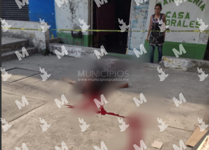 De una puñalada asesinan a un hombre en Xicotepec