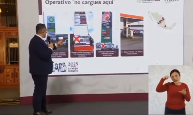 Colocan lona con la leyenda No cargues aquí en gasolinera de Amozoc