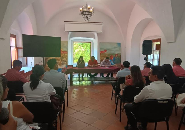 Otorgará Ayuntamiento de Tehuacán 100 becas universitarias para jóvenes con promedio sobresaliente