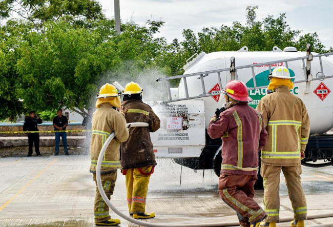 Efectúan simulacro químico por el DINAPREQ 2025 en Chilac