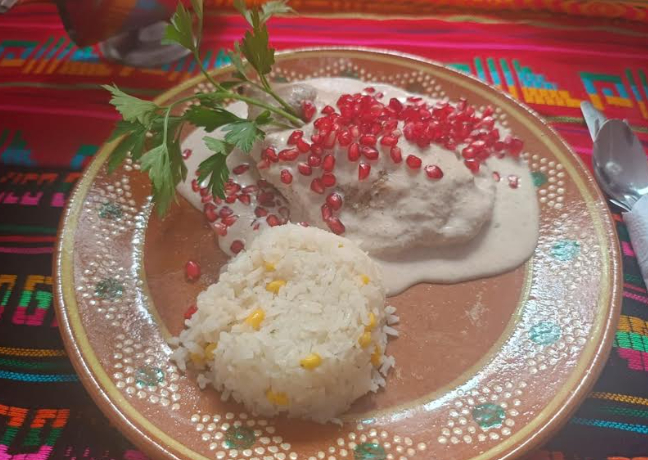 Sabor y tradición se conjugaron durante la sexta feria del Chile en Nogada en Tehuacán