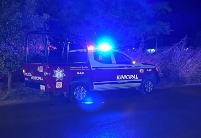 Hallan cadáver baleado en canal de Valsequillo en Tehuacán