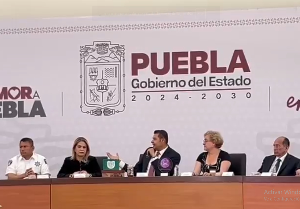 Uniformes y calzado gratuitos se entregarán cada 2 años en Puebla